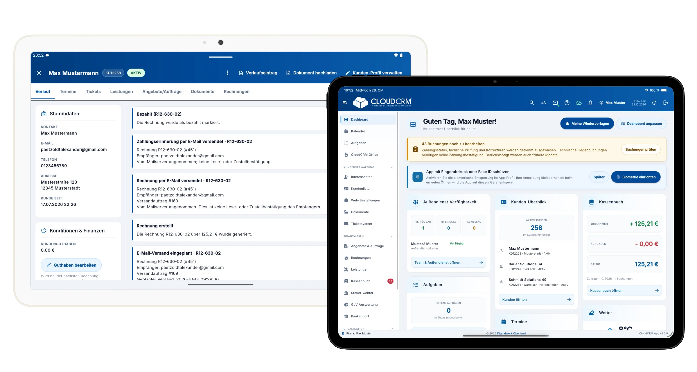 CloudCRM Tablet-App beim Kundentermin. Kundenakte auf dem Tablet mit Ansprechpartner, Verlauf und zugehörigem Angebot.